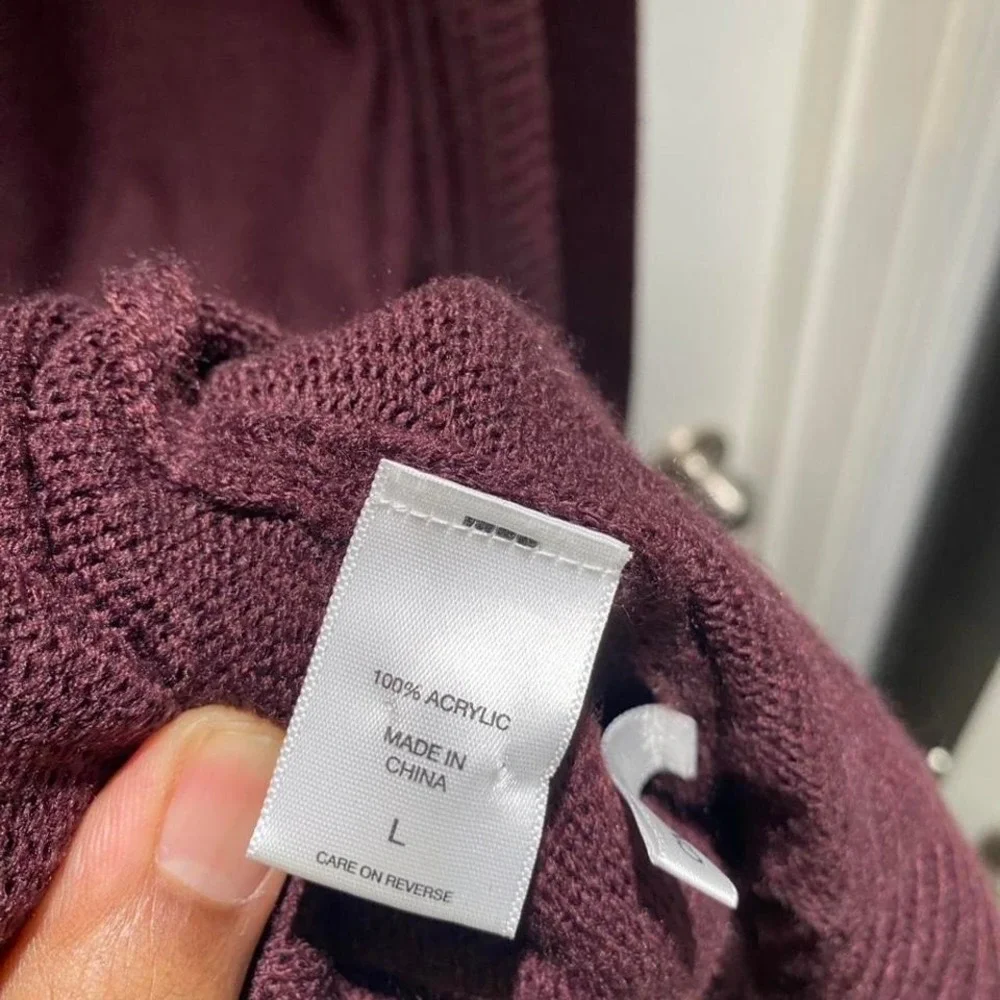 New York & Company burgundy long‎ cardigan with pockets and hoodie